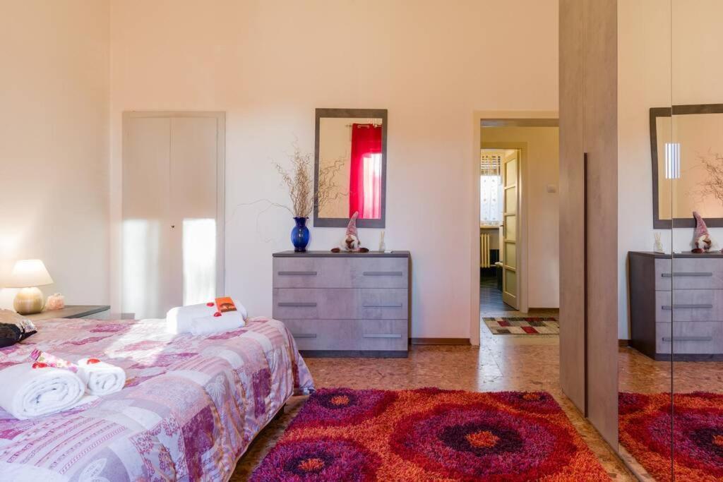 Gardaland Residenza Le Rose! 120 M2 Holiday home Valeggio sul Mincio